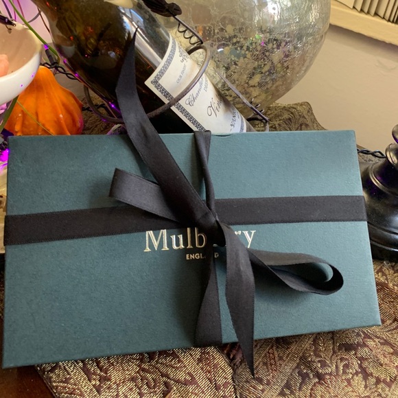 Authentic MULBERRY ENGLAND Calf leather/studs card/phone holder - Picture 11 of 13